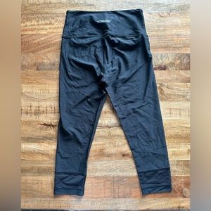 Victoria Sport Cropped Leggings